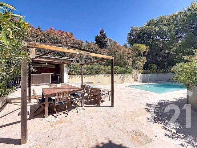 Maison &agrave; vendre - 5 pi&egrave;ces - 186,14 m2 - Mandelieu La Napoule - 06 - PROVENCE-ALPES-COTE-D-AZUR