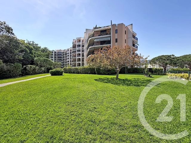 Appartement Studio &agrave; vendre - 1 pi&egrave;ce - 27,24 m2 - Mandelieu La Napoule - 06 - PROVENCE-ALPES-COTE-D-AZUR