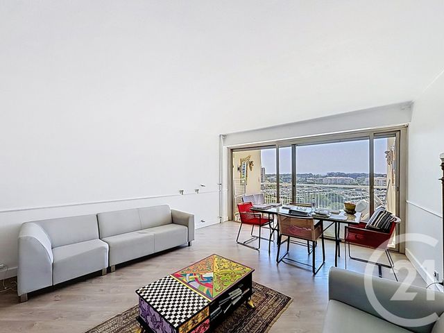 Appartement &agrave; vendre - 2 pi&egrave;ces - 58,96 m2 - Mandelieu La Napoule - 06 - PROVENCE-ALPES-COTE-D-AZUR