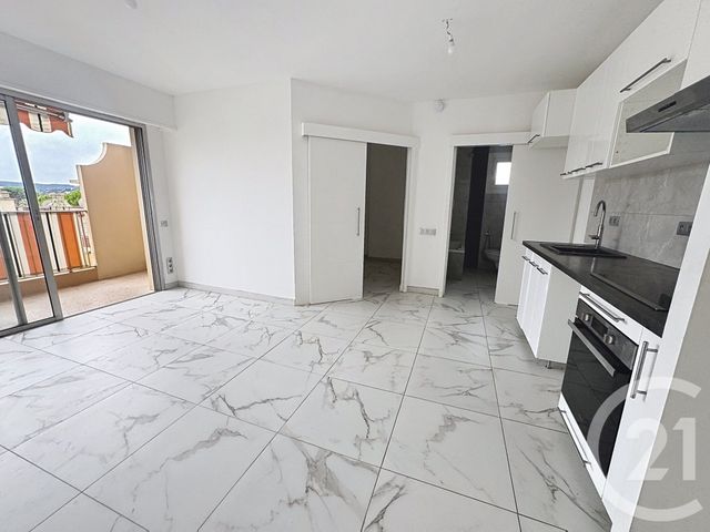 Appartement F2 &agrave; vendre - 2 pi&egrave;ces - 35 m2 - Mandelieu La Napoule - 06 - PROVENCE-ALPES-COTE-D-AZUR