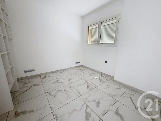 Appartement F2 &agrave; vendre - 2 pi&egrave;ces - 35 m2 - Mandelieu La Napoule - 06 - PROVENCE-ALPES-COTE-D-AZUR