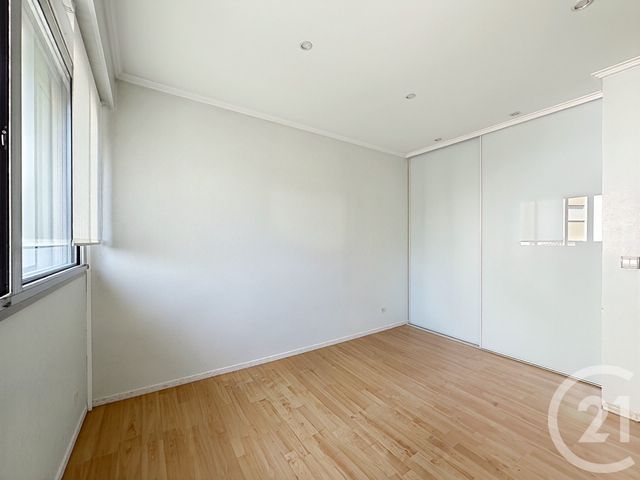 Appartement T3 &agrave; vendre - 3 pi&egrave;ces - 75,71 m2 - Mandelieu La Napoule - 06 - PROVENCE-ALPES-COTE-D-AZUR