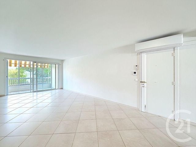 Appartement T3 &agrave; vendre - 3 pi&egrave;ces - 75,71 m2 - Mandelieu La Napoule - 06 - PROVENCE-ALPES-COTE-D-AZUR