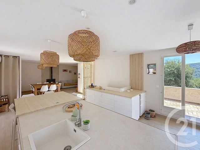 Maison &agrave; vendre - 5 pi&egrave;ces - 123,51 m2 - Mandelieu La Napoule - 06 - PROVENCE-ALPES-COTE-D-AZUR