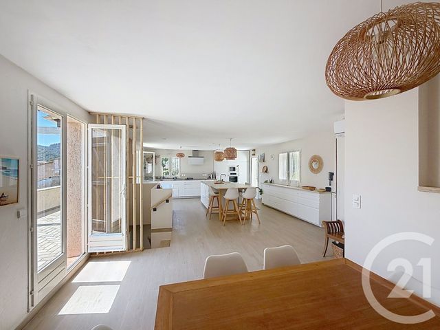 Maison &agrave; vendre - 5 pi&egrave;ces - 123,51 m2 - Mandelieu La Napoule - 06 - PROVENCE-ALPES-COTE-D-AZUR